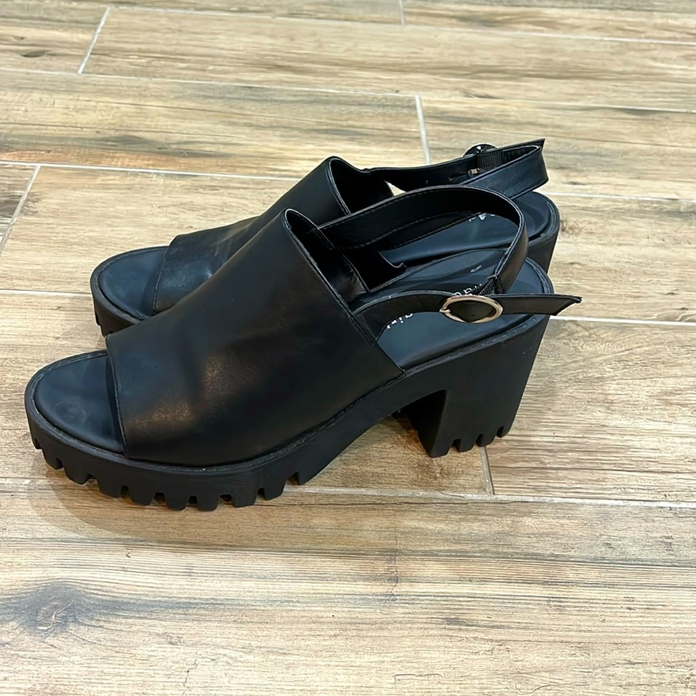 Madden Girl Sonny Chunky Mules Black Size 10